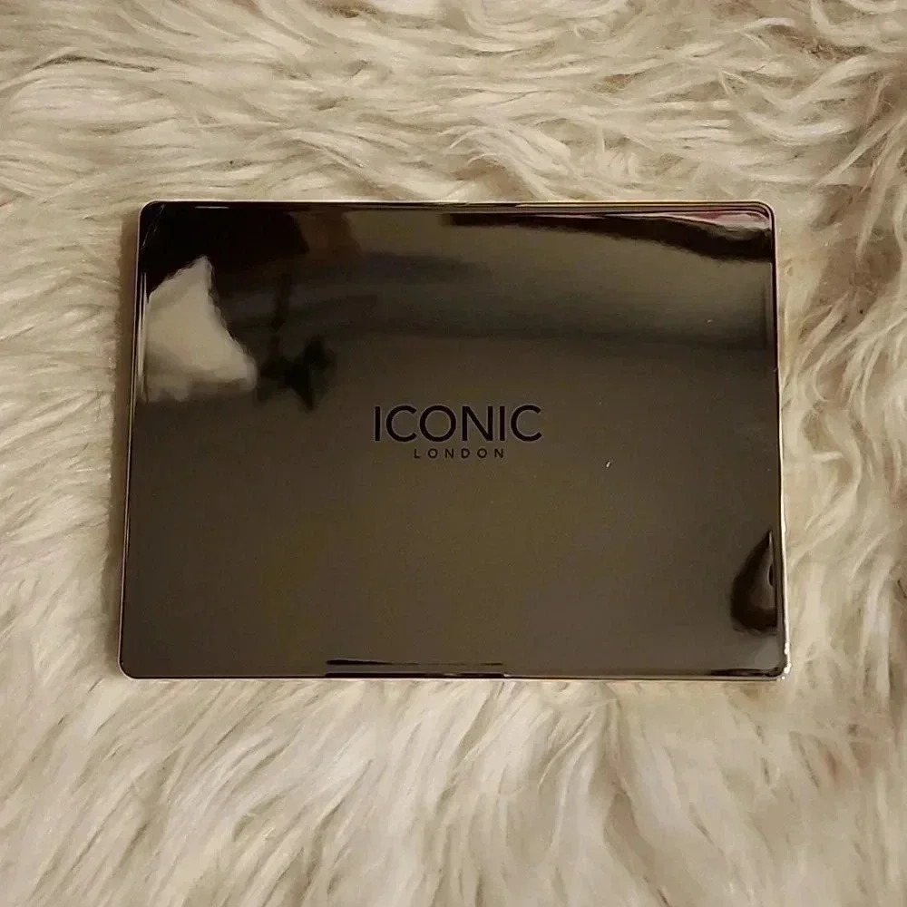 ICONIC London Multi Use Cream Blush, Bronze, And Highlight Palette NIB - Picture 2 of 4
